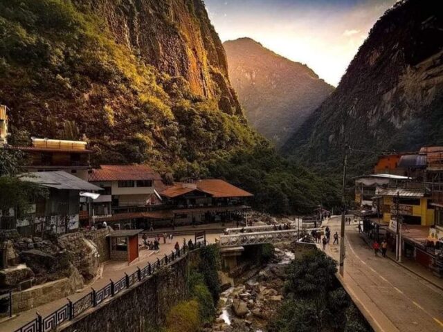Aguas Calientes Machu Picchu pueblo, Cusco, Perú_