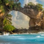 Natural Bridge on Bharatpur Beach, Neill Island, Bay of Bengal, Andaman Islands, India _ Windows Spotlight Images